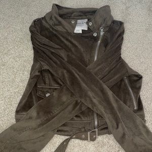 olive suede jacket!